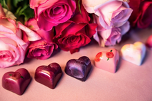 Bouquet of Hearts Bonbon Box